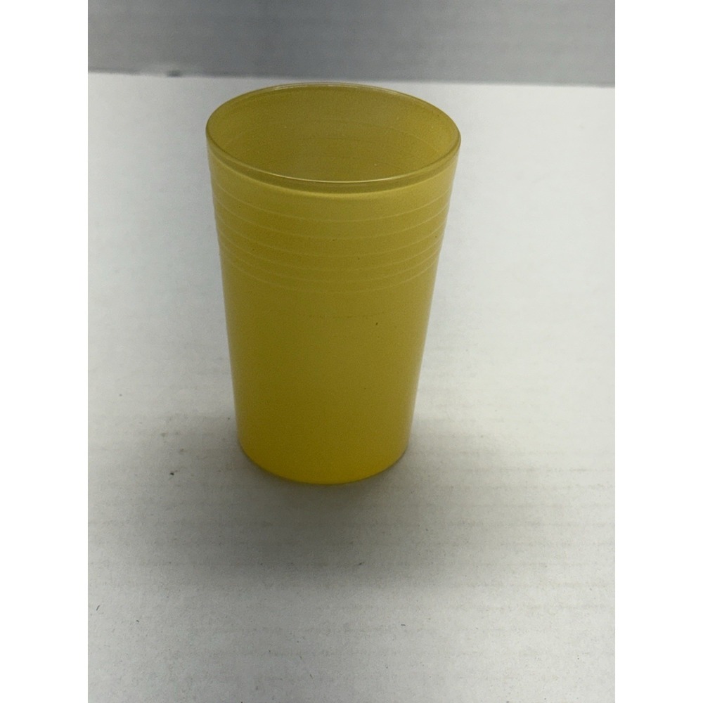 Swanky Swig Peanut Butter Glass Carnival Yellow Band 3 1/2" Tumbler Mid Century
